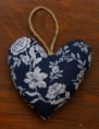 Dekoratívne a užitočné srdiečko s prídavkom sušenej levandule alebo sušeného harmančeka